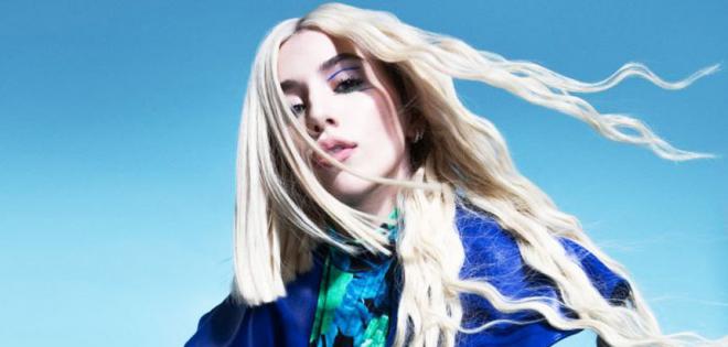 H Ava Max αποκαλύπτει τα πάντα για το νέο της άλμπουμ