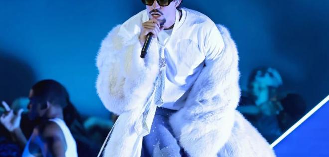 O Bad Bunny θα είναι ο headliner του σόου του ημιχρόνου του Super Bowl 2026