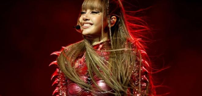 Έρχεται ντοκιμαντέρ για τη Lisa των Blackpink 