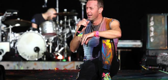 Coldplay: Η ιδιαίτερη αφιέρωση στην Taylor Swift από σκηνής