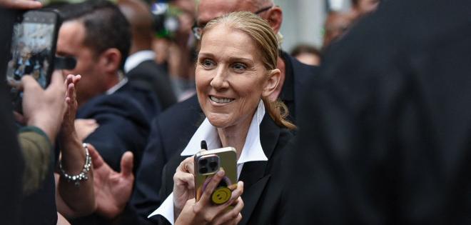 Celine Dion: Οι βόλτες στο Παρίσι λίγο πριν την τελετή έναρξης των Ολυμπιακών Αγώνων