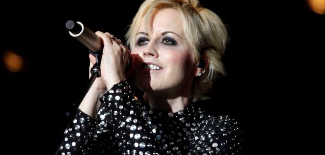 Έφυγε από τη ζωή η τραγουδίστρια των Cranberries, Dolores O'Riordan