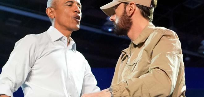 Eminem: Σε προεκλογική συγκέντρωση της Kamala Harris με τον Obama