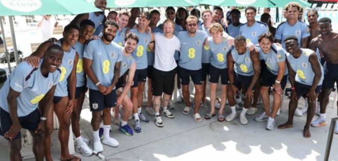 Ο Ed Sheeran τραγούδησε για την εθνική Αγγλίας 
