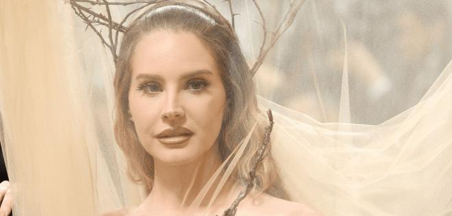 Lana Del Rey: Δεν περνάει και πολύ καλά στην Ευρώπη - Οι stalkers στο Παρίσι