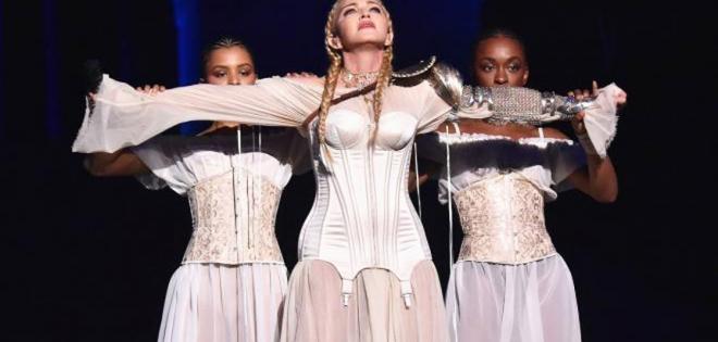 «Μαγικός» θα είναι ο επόμενος χρόνος για τη Madonna