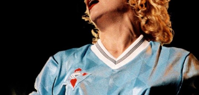 H Celta Vigo ζητά τη βοήθεια της Μαντόνα για να βρει τη φανέλα που φορούσε το 1990