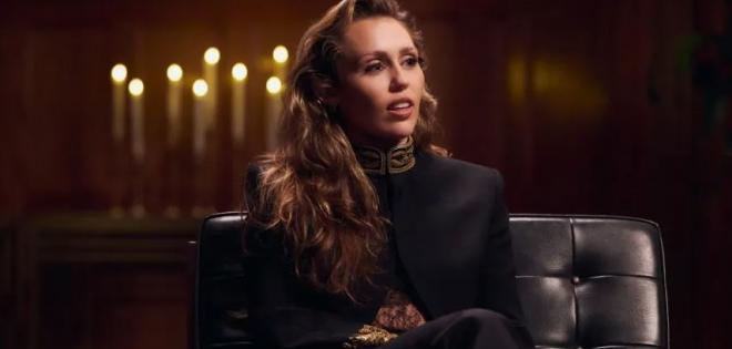 Η Miley Cyrus μίλησε για την αποτοξίνωση και τη νίκη στα Grammy 