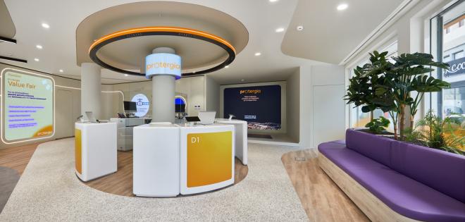 Ο 92.9 KISS ζωντανά από το Protergia concept store 