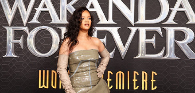 Rihanna : ασταμάτητη