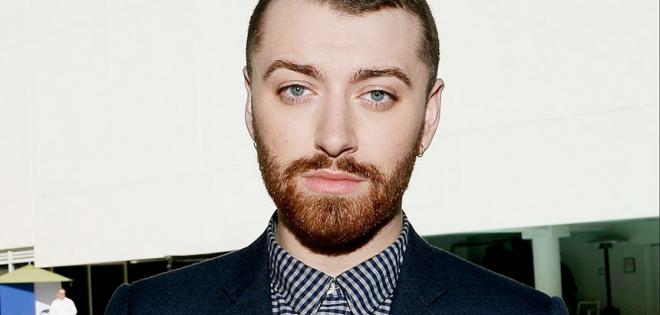 Ο Sam Smith ακυρώνει τις εμφανίσεις του λόγω προβλημάτων υγείας