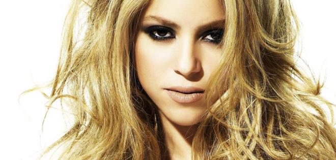 Shakira – Γίνεται άγαλμα στην Κολομβία