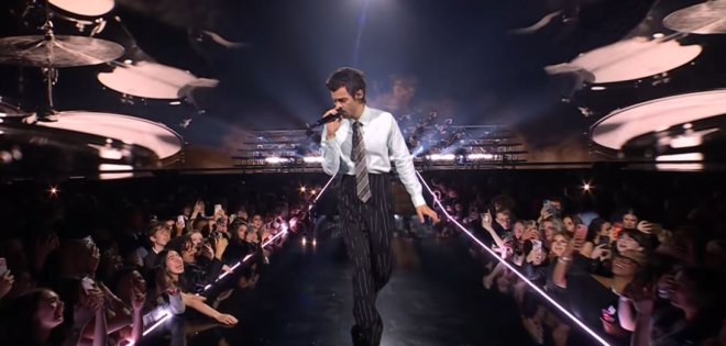 Ο Harry Styles επέστρεψε θριαμβευτικά στη σκηνή στα Brit Awards 2026