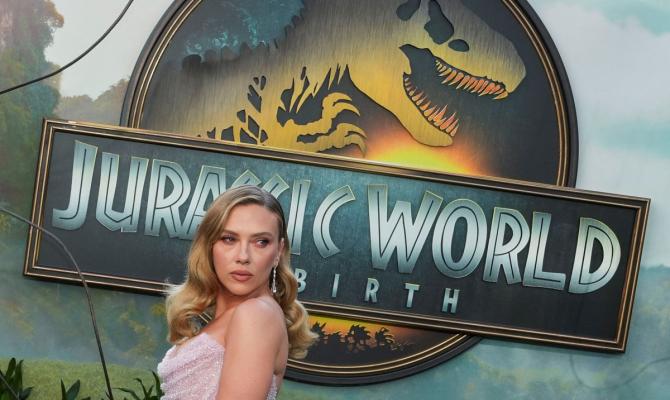 Η Scarlet Johansson έγινε η πιο εμπορική ηθοποιός όλων των εποχών