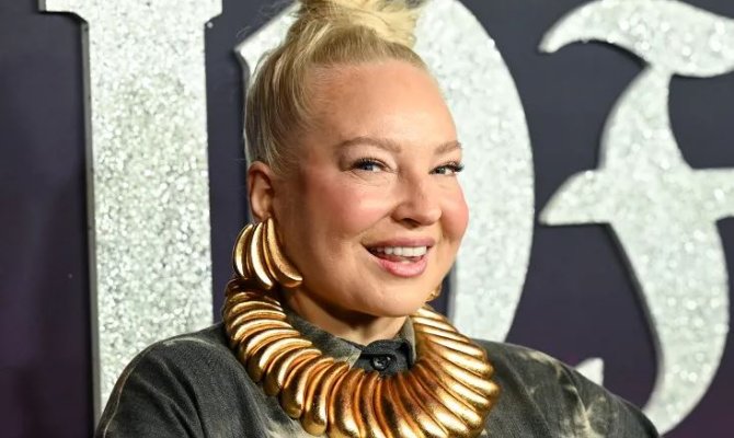 Η Sia μιλάει για τη «απίστευτα υψηλή» διατροφή του διαζυγίου της 