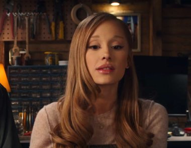 «Focker In-Law»: Η Ariana Grande εισχωρεί στην δυσλειτουργική οικογένεια του Ben Stiller και του Robert De Niro