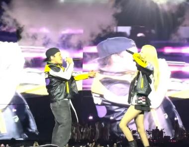 Ο Bruno Mars τρόλαρε ότι σχεδόν ξεχρέωσε μετά το “APT.” με την Rosé των BLACKPINK