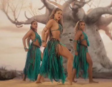  Shakira : Κυκλοφόρησε το εντυπωσιακό video clip του «Dai Dai» για το Μουντιάλ 2026