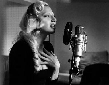 Η Lady Gaga θέλει να διαδώσει την αγάπη σε μια εποχή που «οι άνθρωποι υποφέρουν» 