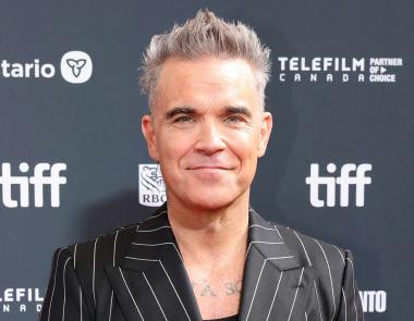 Robbie Williams: Απάντηση στον πρώην μάνατζερ των Take That για κατάχρηση ουσιών