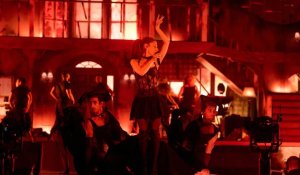 Η Ariana Grande ξεκινά πρωτοβουλία για την ψυχική υγεία! 