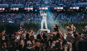 Bad Bunny: Από του Super Market στο Super Bowl !