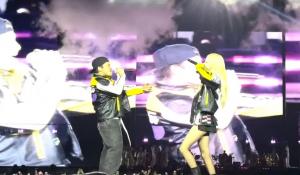 Ο Bruno Mars τρόλαρε ότι σχεδόν ξεχρέωσε μετά το “APT.” με την Rosé των BLACKPINK