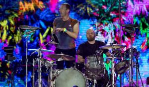 Coldplay: Διαθέσιμα εισιτήρια για τις μεγάλες τους συναυλίες στην Αθήνα