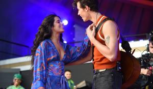 Shawn Mendes για Camila Cabello: "Με έχει διδάξει τι σημαίνει αγάπη"