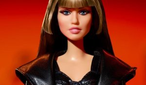 Η Miley Cyrus τιμήθηκε με τη δική της κούκλα Barbie