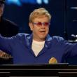 Ο Elton John μίλησε για τα προβλήματα υγείας του