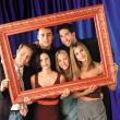 Η Courteney Cox για τα γυρίσματα του «Friends»: «Αγκαλιάζαμε ο ένας τον άλλον»