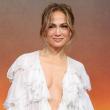 Jennifer Lopez: Τι απάντησε σε δημοσιογράφο που... "χώθηκε" στα προσωπικά της