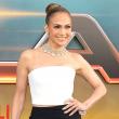Jennifer Lopez: Ολομόναχη στην πρεμιέρα του "Atlas"