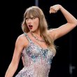 Η Taylor Swift εισέρχεται σε μια νέα εποχή με περιουσία 2 δισεκατομμυρίων δολαρίων